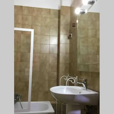 Via Sparano Apartment Bari